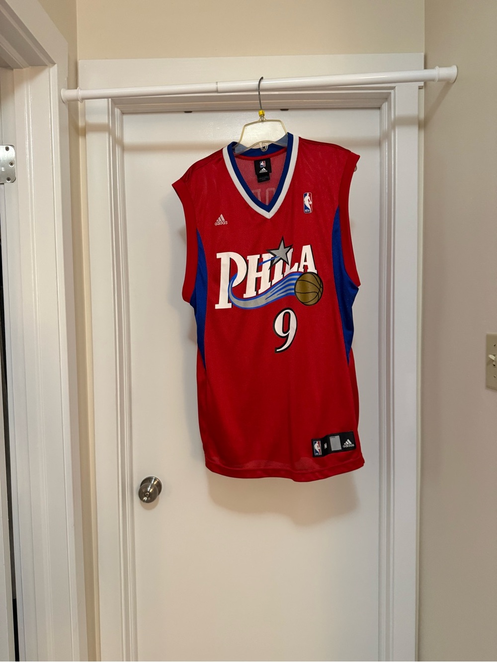adidas Red & Blue Men’s Philadelphia 76ers Basketball Jersey - #9